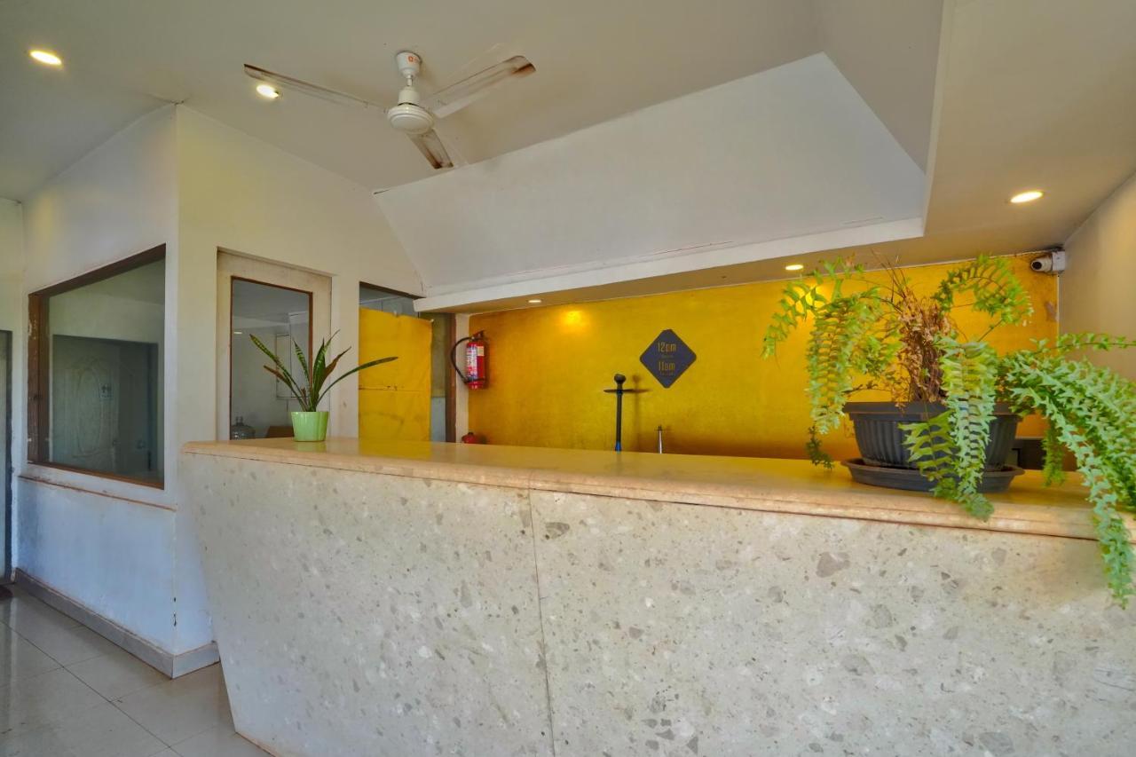 Morjim Holiday Beach Resort Екстериор снимка